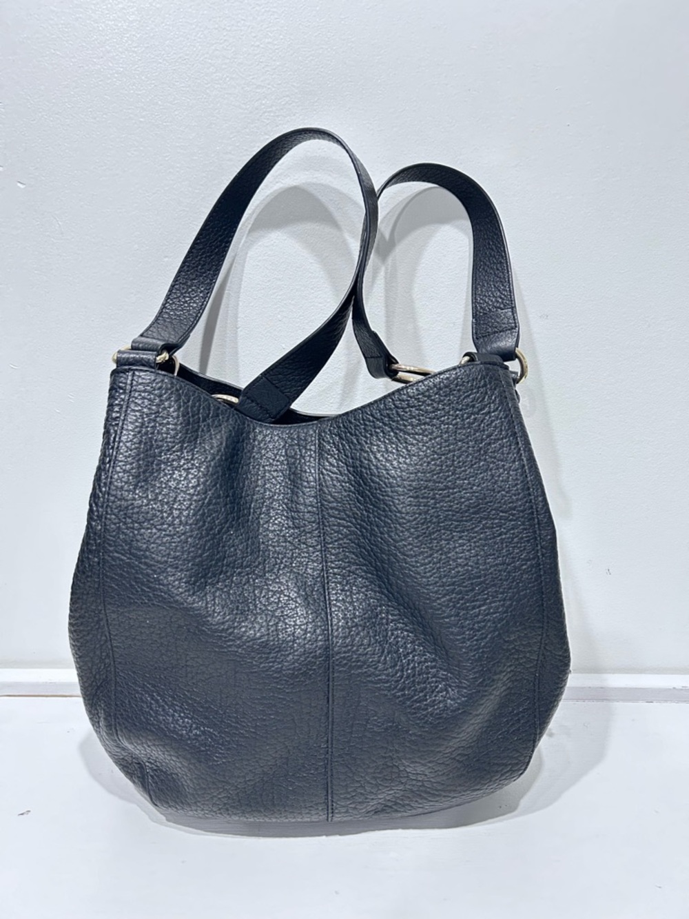 Vince Camuto Black Pebbled Leather Hobo Shoulder Bag Gold Hardware - Picture 2 of 16